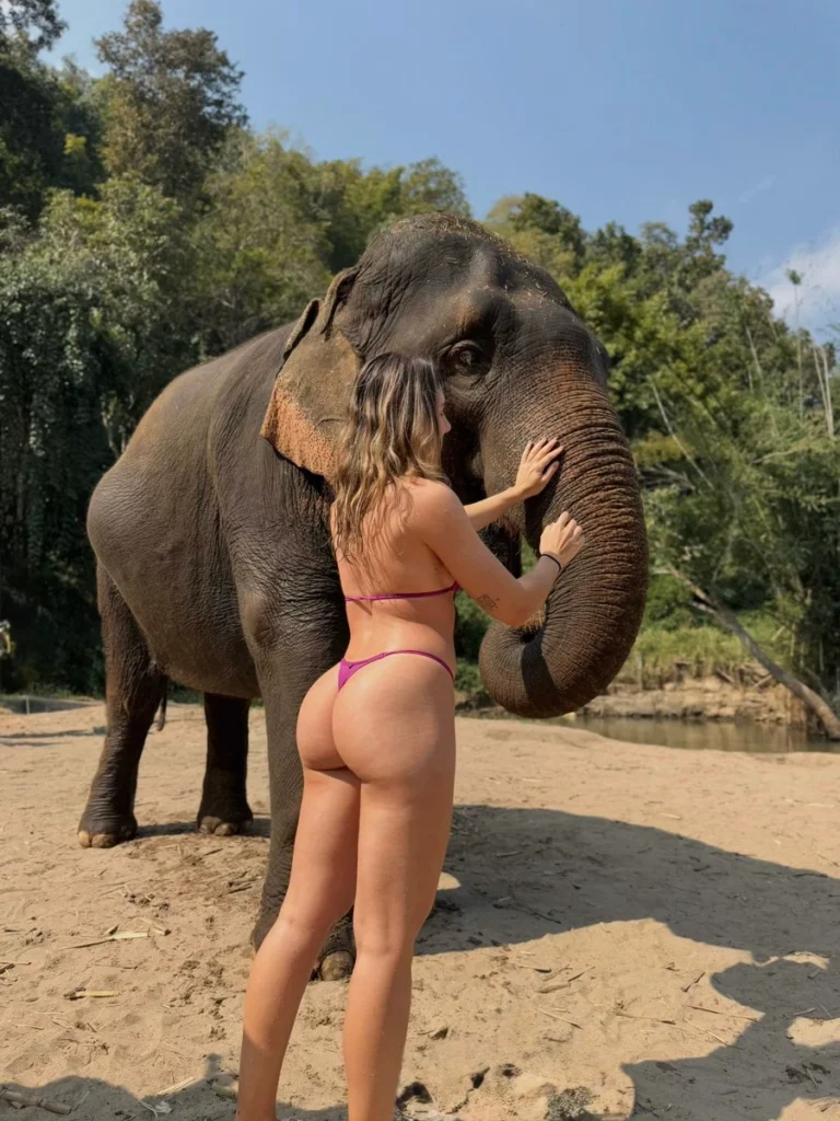 GilFfyrasAAD-lc-768x1024 Becca Pires: A Nova Rainha do Conteúdo Adulto no OnlyFans